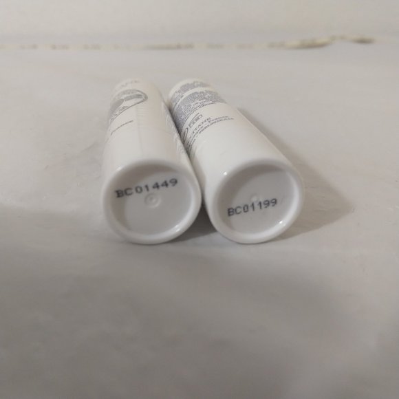 L'occitane SHEA BUTTER ULTRA RICH LIP BALM 0.07oz/2g X 2 New Sealed - Picture 4 of 5